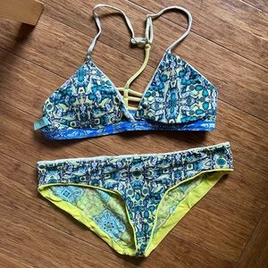 Maaji Blue/Green Bikini Reversible! (Medium)